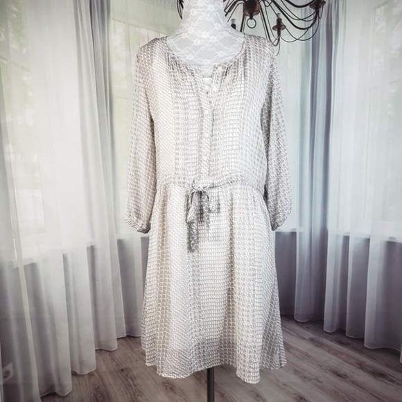 Banana Republic Factory Dresses & Skirts - Banana Republic Tan Snakeskin Print Dress ME01☮️